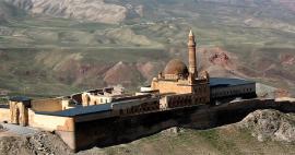 Prohlídka paláce Ishak Pasha Sarayi
