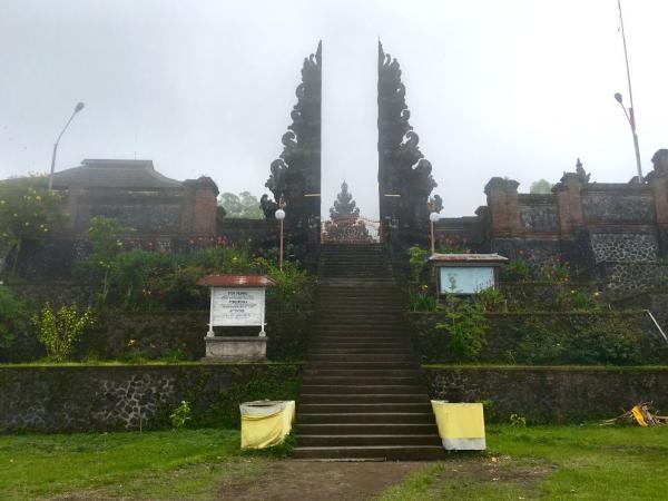Pura Pasar Agung