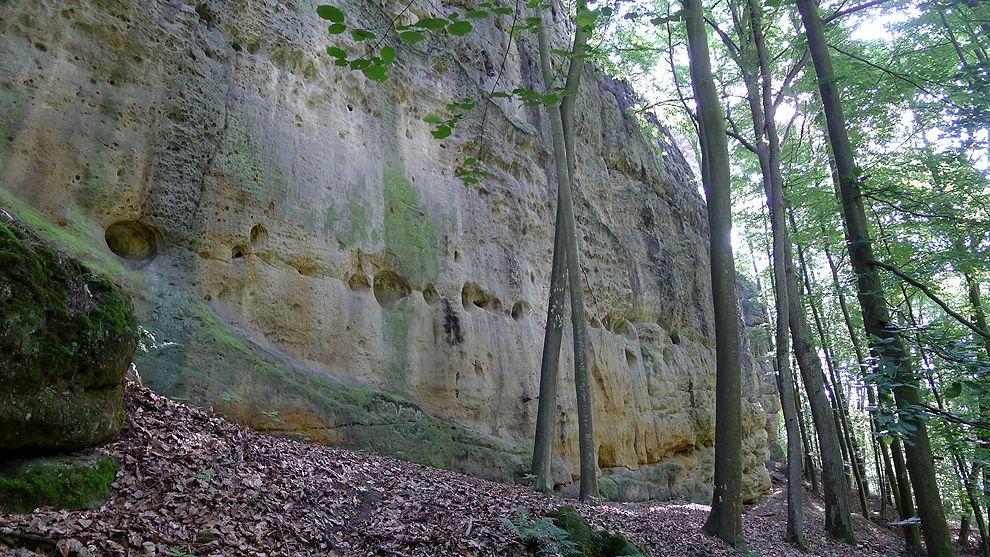 Pískovcová hradba