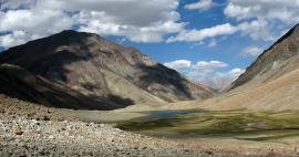 Drive over Chang la pass