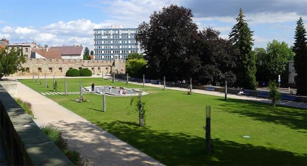 Castle garden