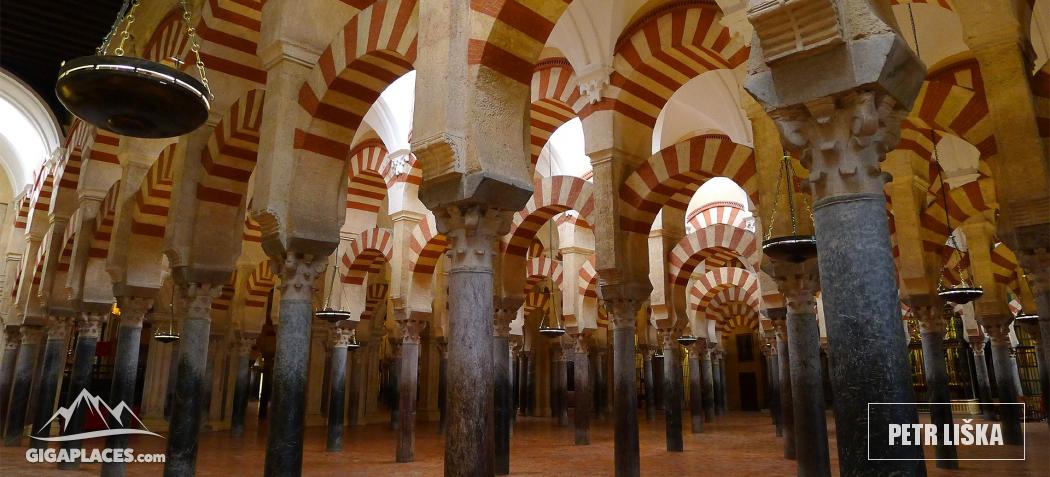 visit of cathedral mosque in cordoba combination of two styles in