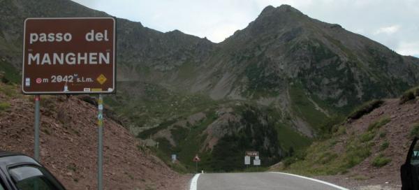 Passo del Manghen