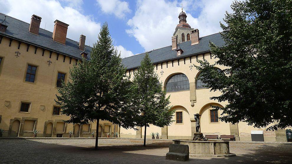 Nádvoří Vlašského Dvora