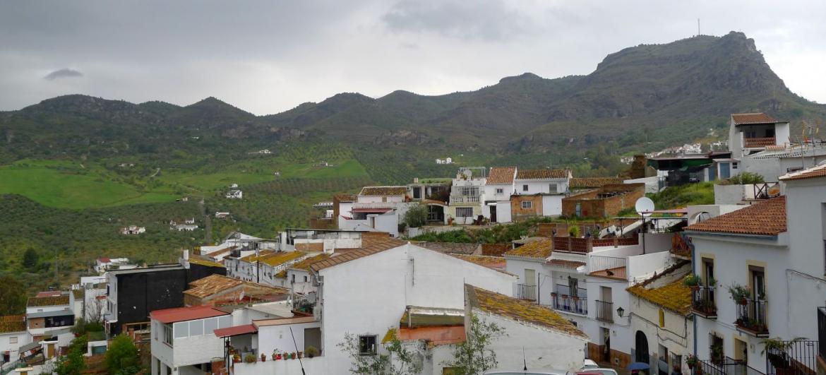 Álora