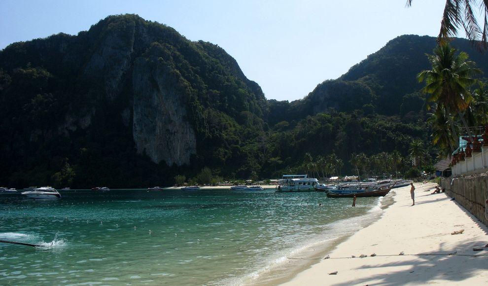 Ton Sai Bay