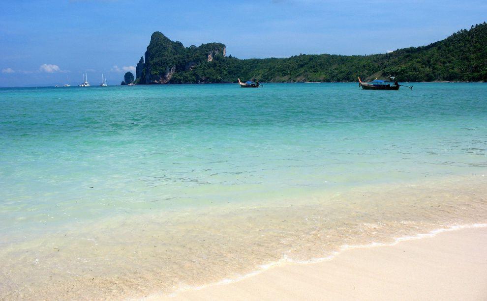 Loh Dalum Bay