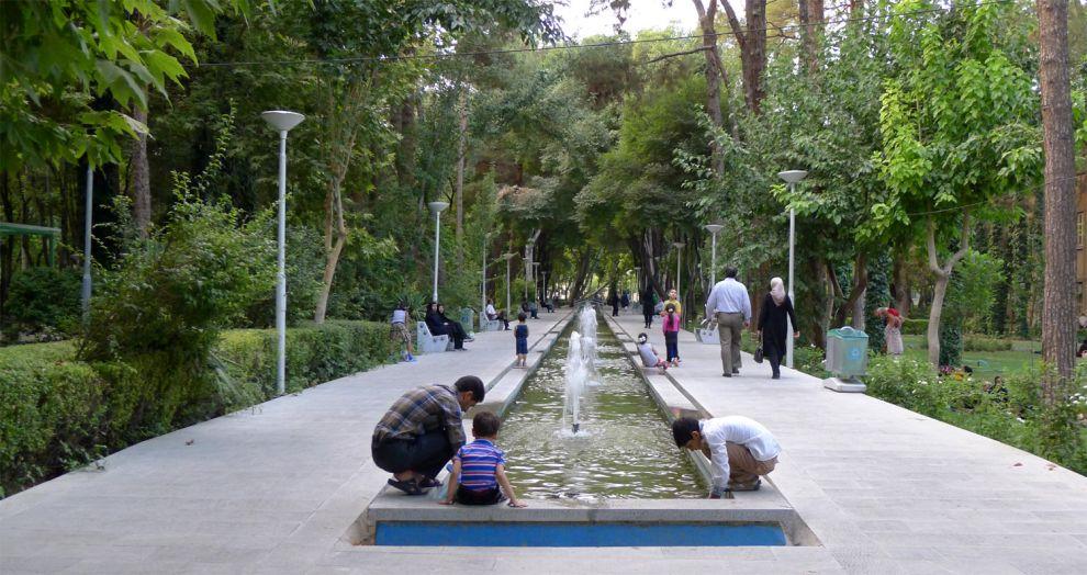 Park Hasht Behesht