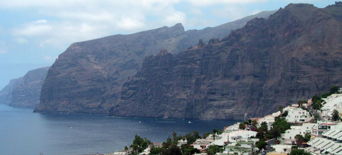 Útesy Los Gigantes