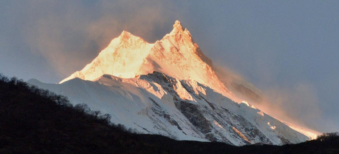 Manaslu Circuit trek + Tsum Valley