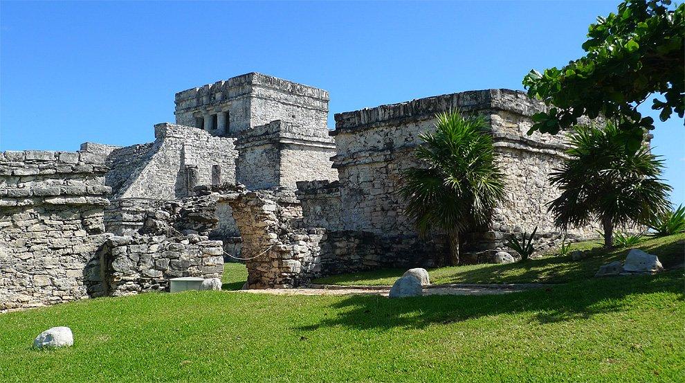 Pyramid El Castillo