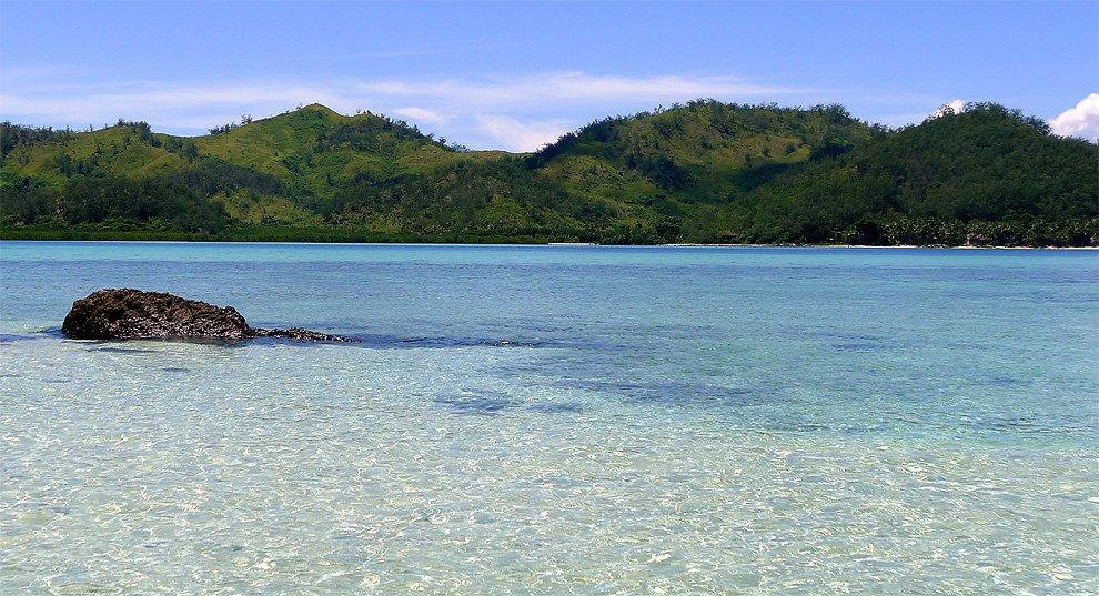 Hills on Malolo island