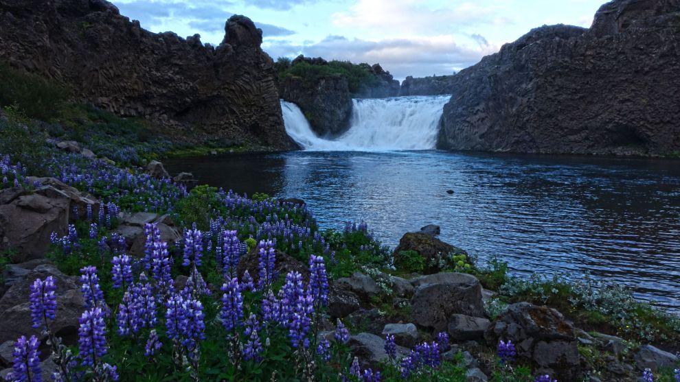 Hjálparfoss