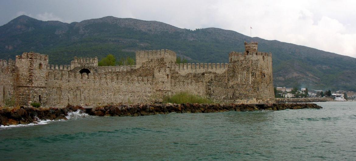 Hrad Mamure