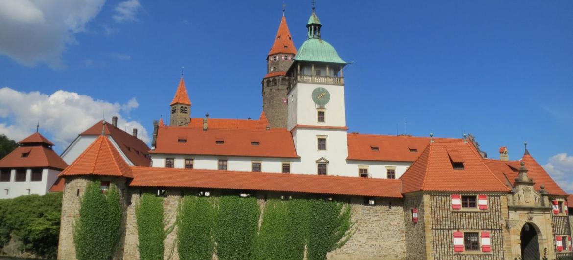 Hrad Bouzov