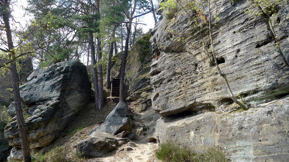 Schodiště pod Starou Hradou