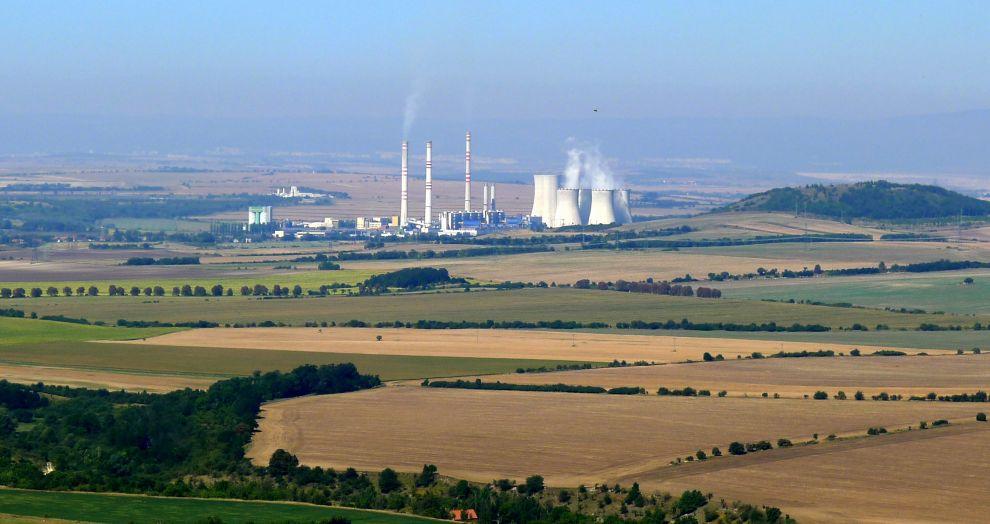 Výhled na elektrárnu Počerady