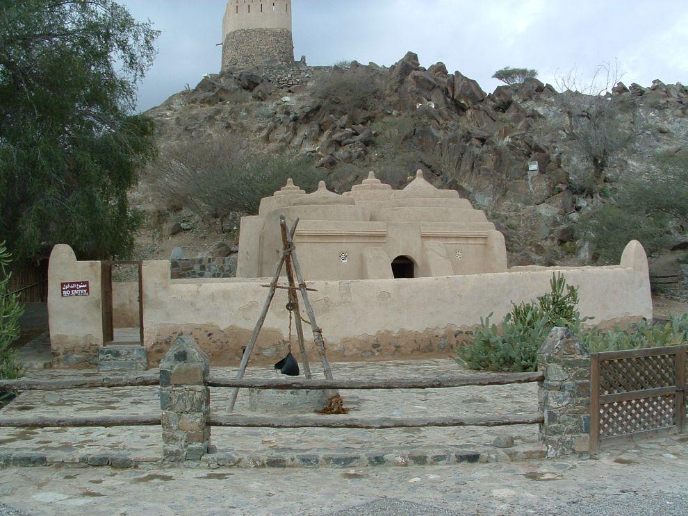 Al Badiyah Mosque