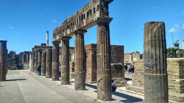Pompeje