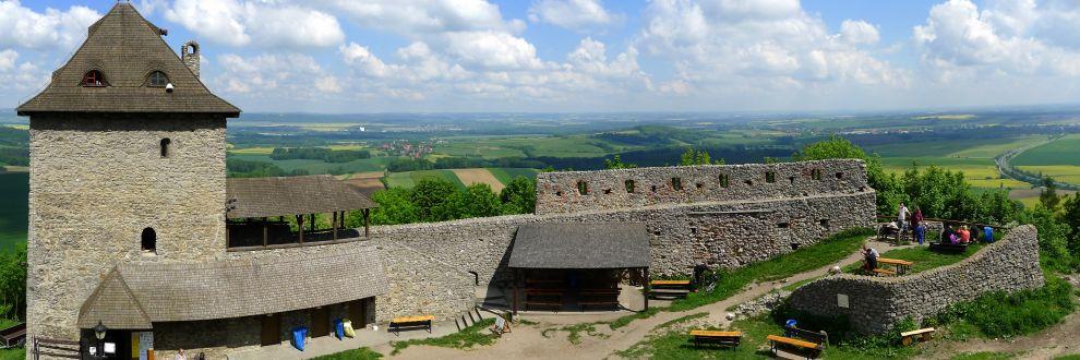 Panoráma zachovalé části hradu
