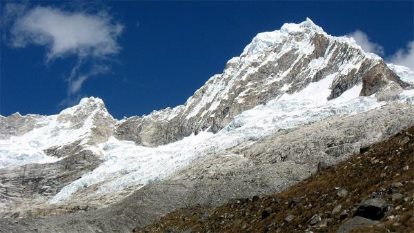 Santa Cruz Chico (5 800m n. m.)