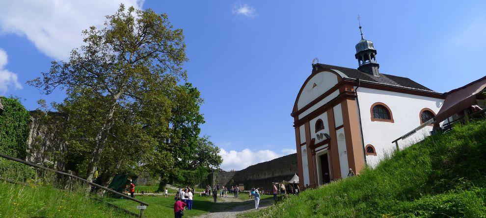 Nádvoří s kostelem sv. Ondřeje