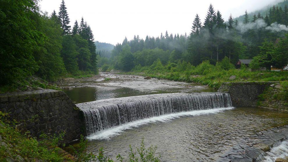 Labské jezy