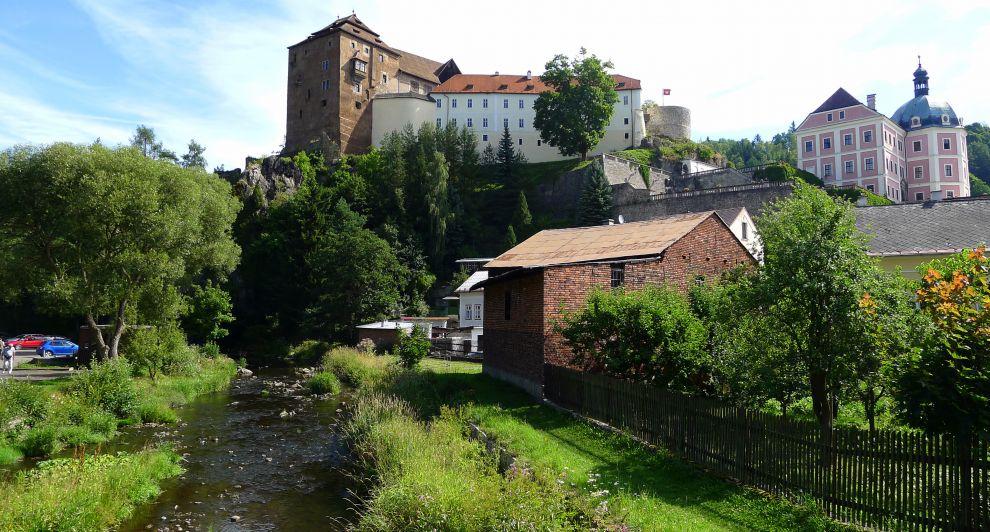 Panoráma hradu Bečov nad Teplou