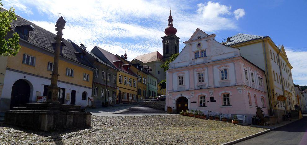 Náměstí 5. května