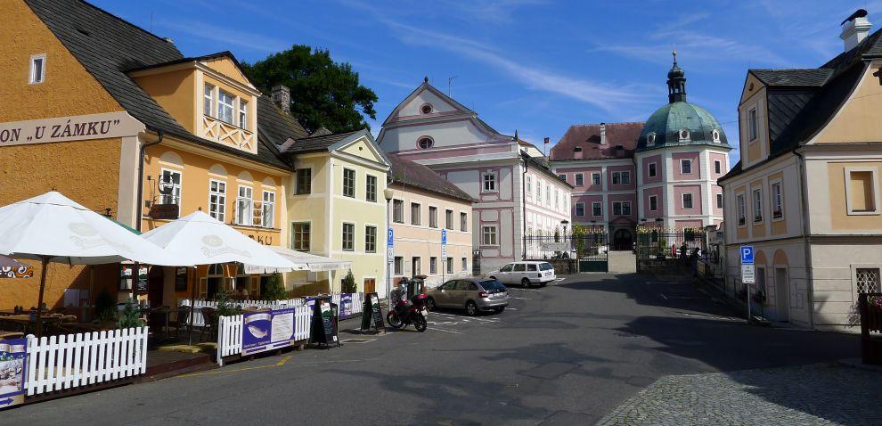 Cesta k zámku