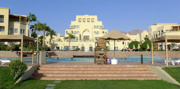 Hotel Radisson v Tala Bay
