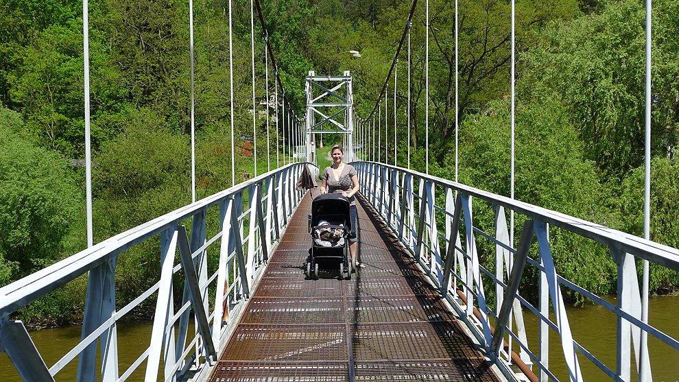 Suspension bridge over Sazava