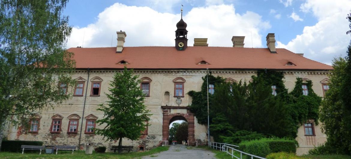 Zámek Rataje nad Sázavou