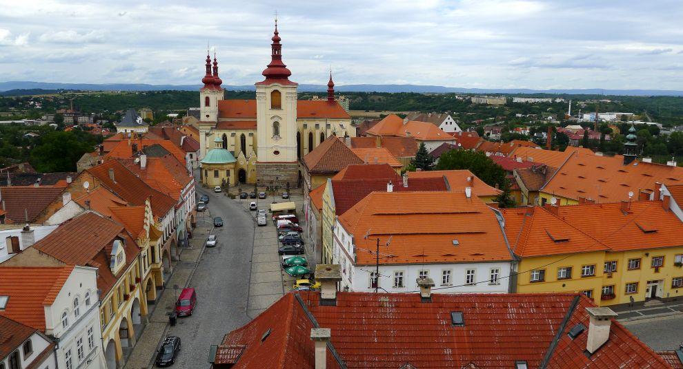 Výhled na Chrám a Krušné hory