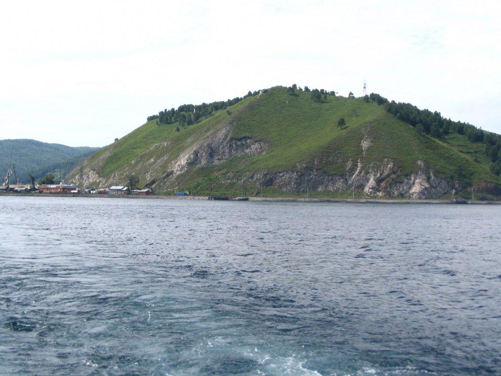 Port-Bajkal s vyhlídkovým kopcem
