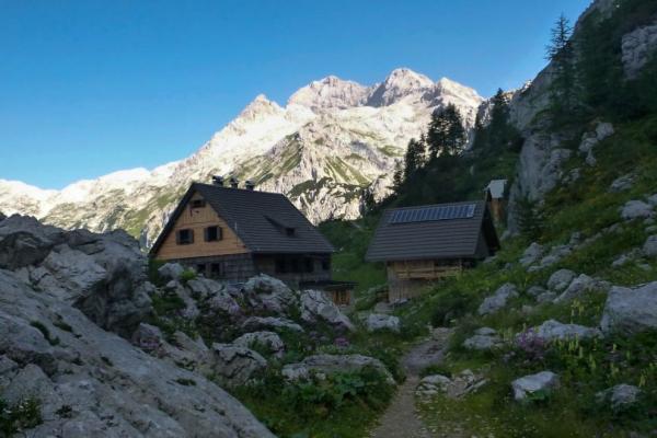 Vodnikov dom 1805 m.n.m