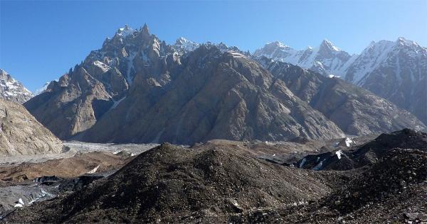 Muztag Tower (7 273m n. m.)