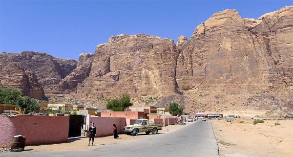 Alleys in Wadi Rum
