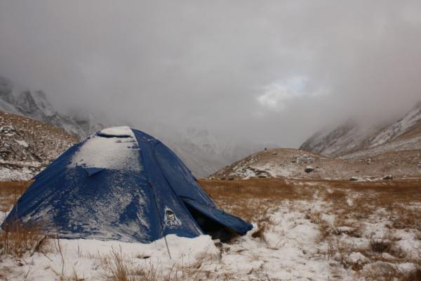 Před sedlem Yala La 5450m