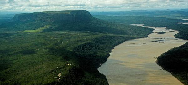 Let Ciudad Bolivar - Canaima