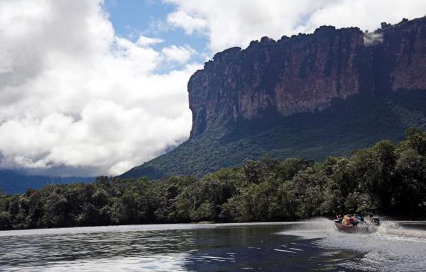 Pod Auyantepui