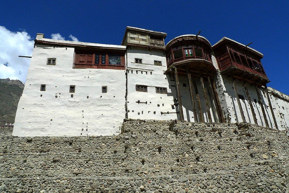 Čelní pohled na Baltit Fort
