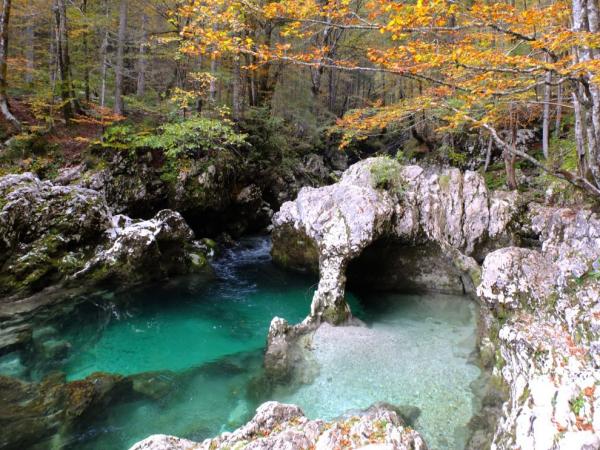 Korito Mostnice