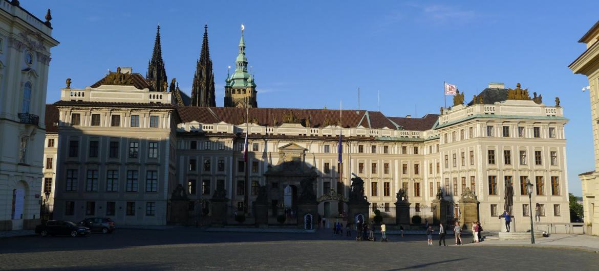 Hradčanské náměstí
