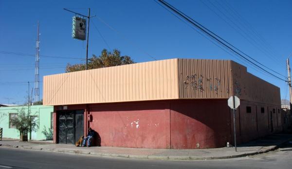 Night club v Calamě