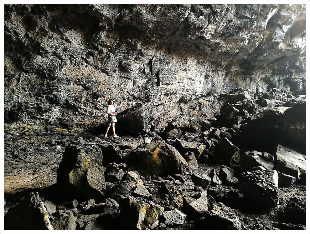 Crater of the Moon - jeskyně