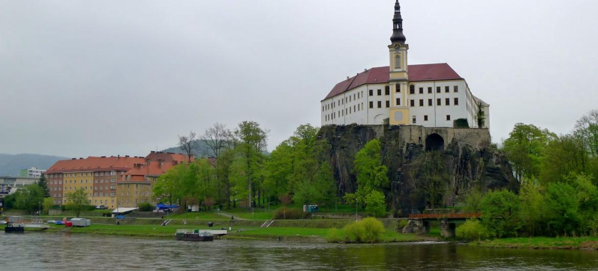 Zámek Děčín