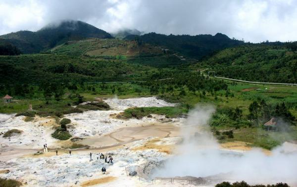 Kawah Sikidang