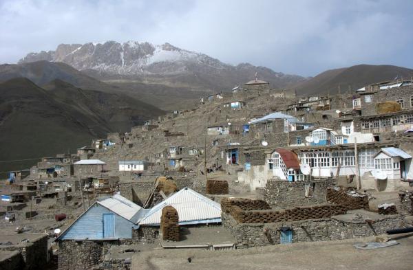 Xinaliq a Gizil Gaya