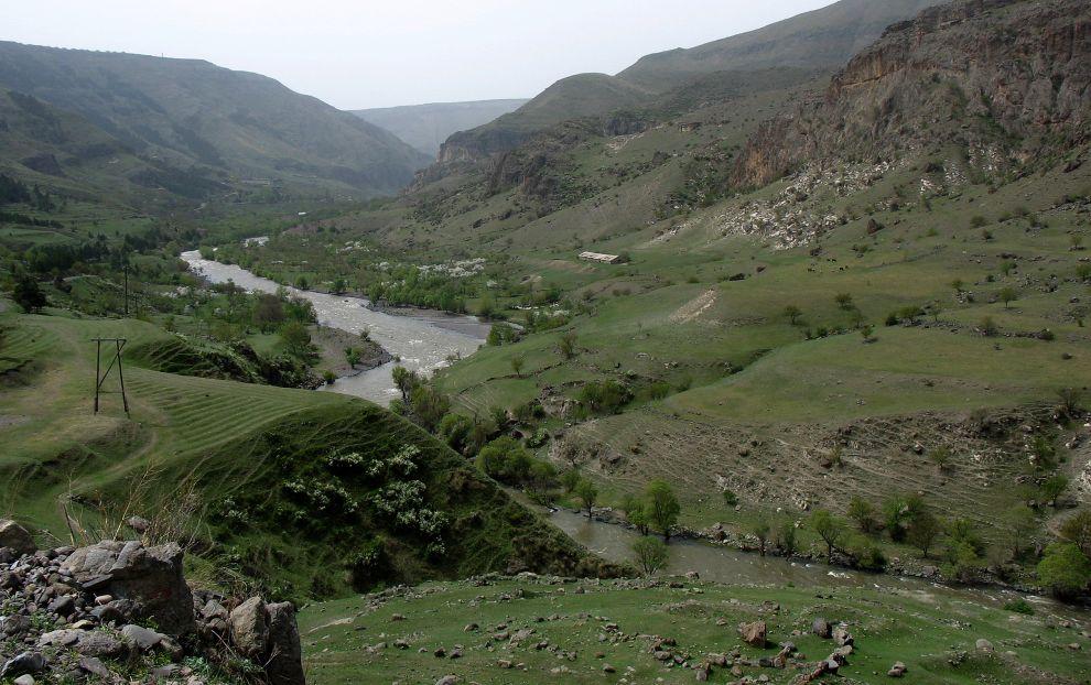 Údolí před Vardzia
